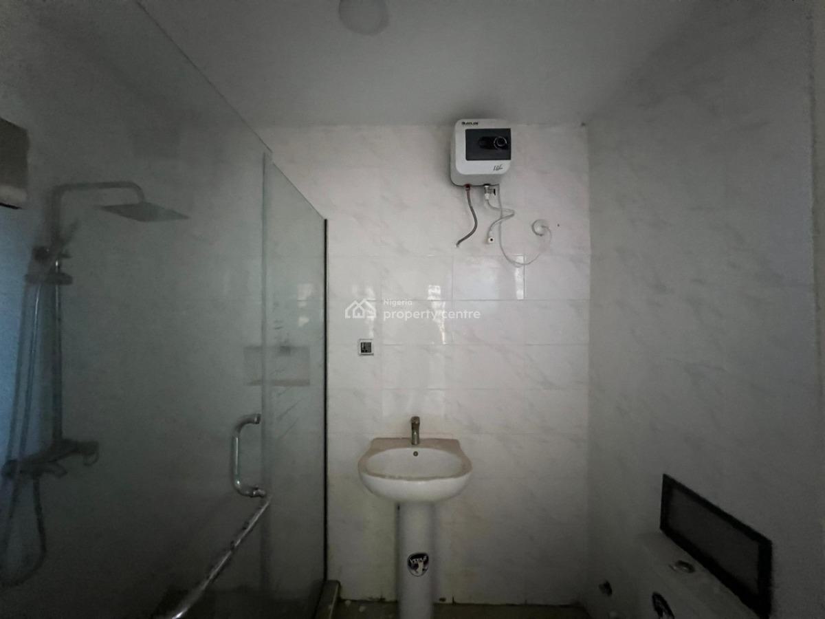 3 Bedroom Apartment, Ikota, Lekki, Lagos, Flat / Apartment for Sale