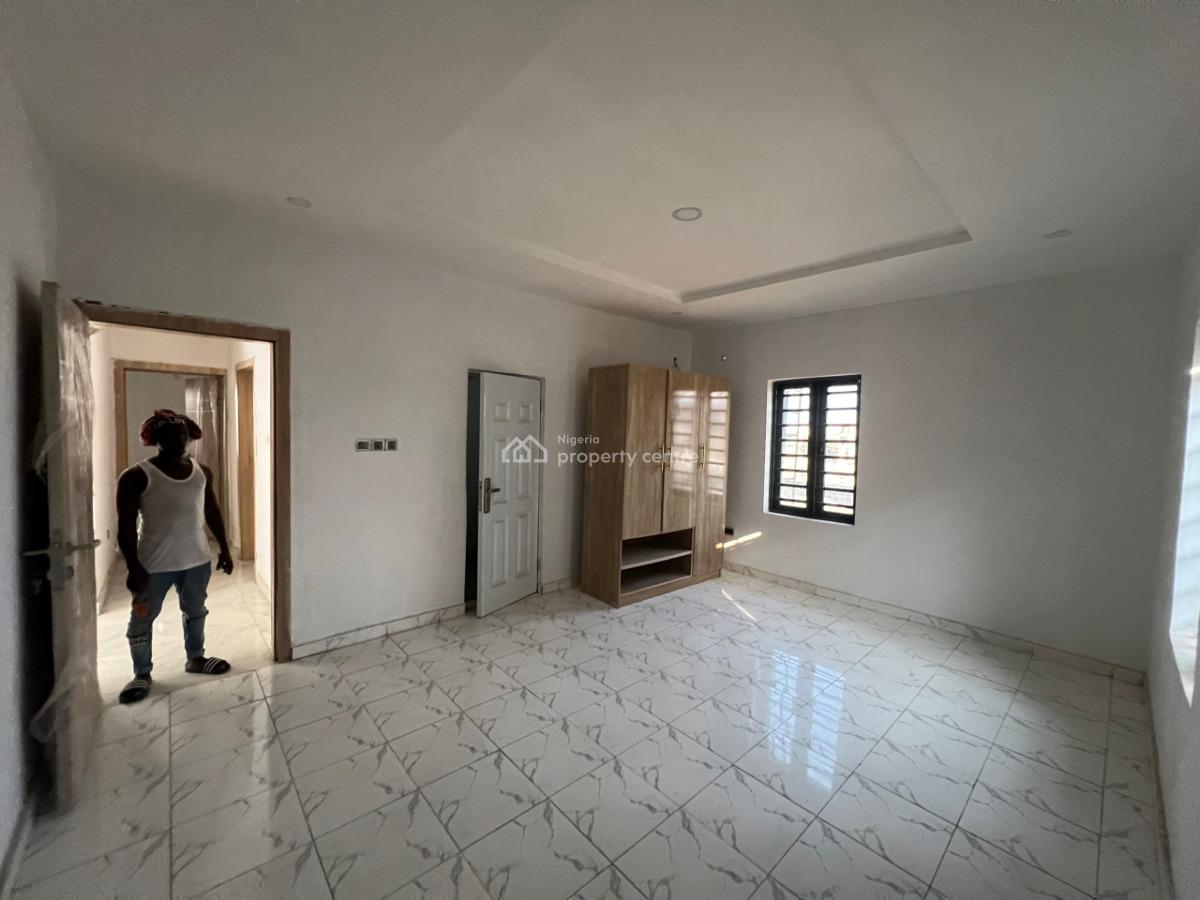 3 Bedroom Apartment, Ikota, Lekki, Lagos, Flat / Apartment for Sale