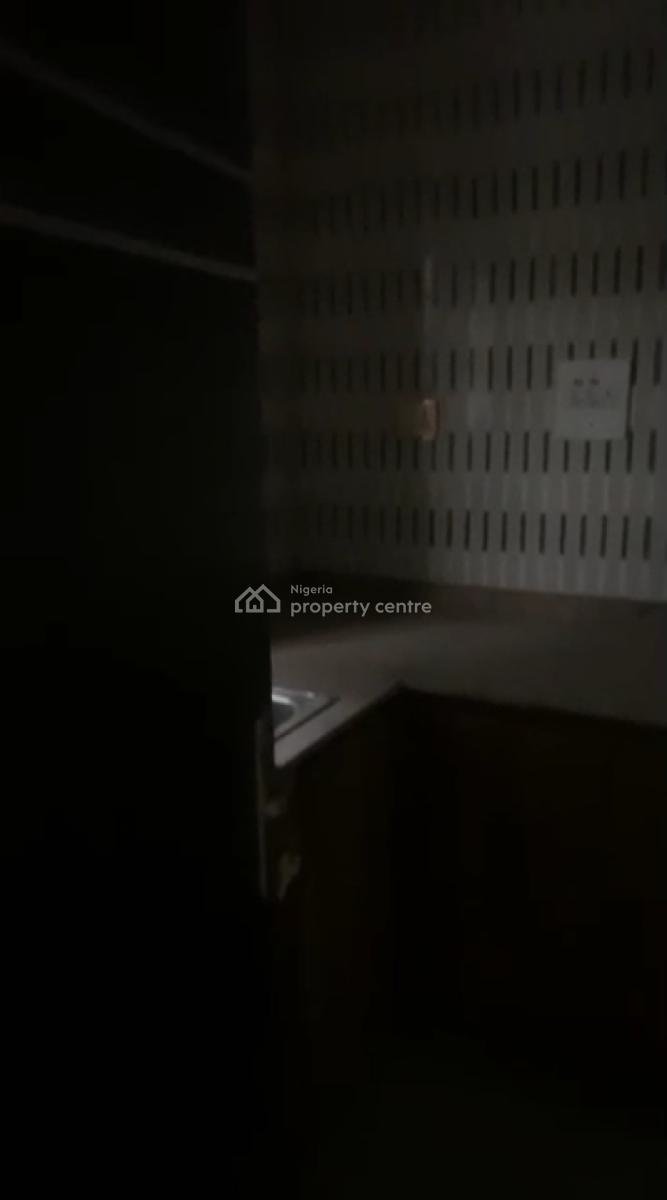 Brand New Spacious Downstairs 2 Bedroom Apartment with Water Heater, Mushin, Lagos, Flat / Apartment for Rent
