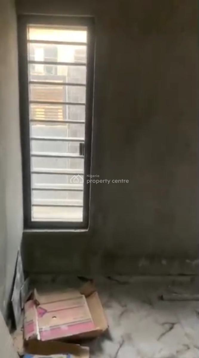Brand New Spacious Downstairs 2 Bedroom Apartment with Water Heater, Mushin, Lagos, Flat / Apartment for Rent