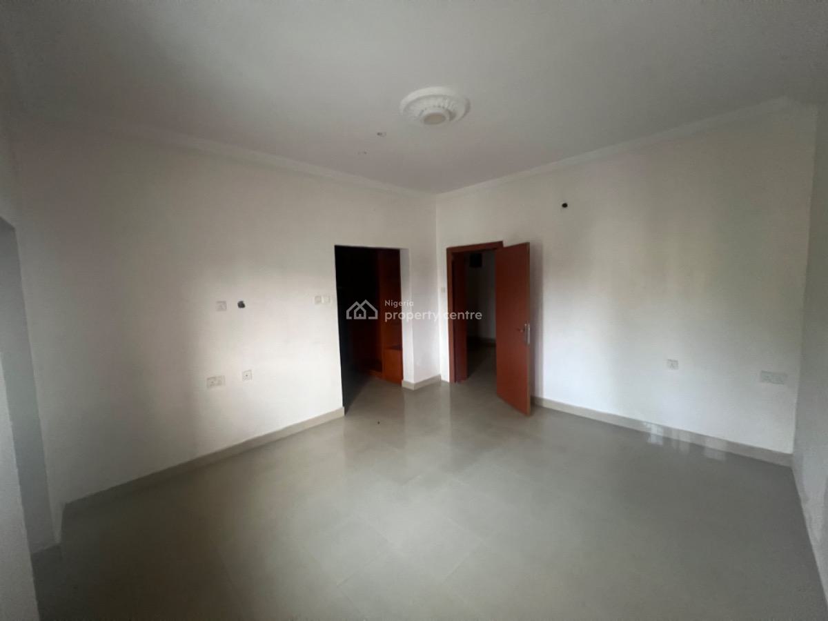 Spacious 3 Bedroom Terrace Duplex with Bq, Lekki Phase 1, Lekki, Lagos, Terraced Duplex for Rent