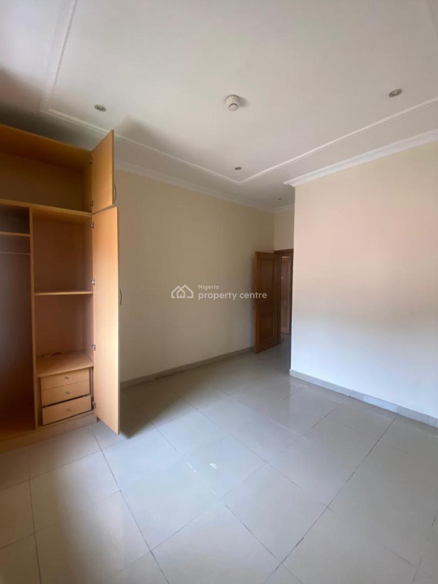 Spacious 4 Bedroom Terrace Duplex, Lekki Phase 1, Lekki, Lagos, Terraced Duplex for Rent