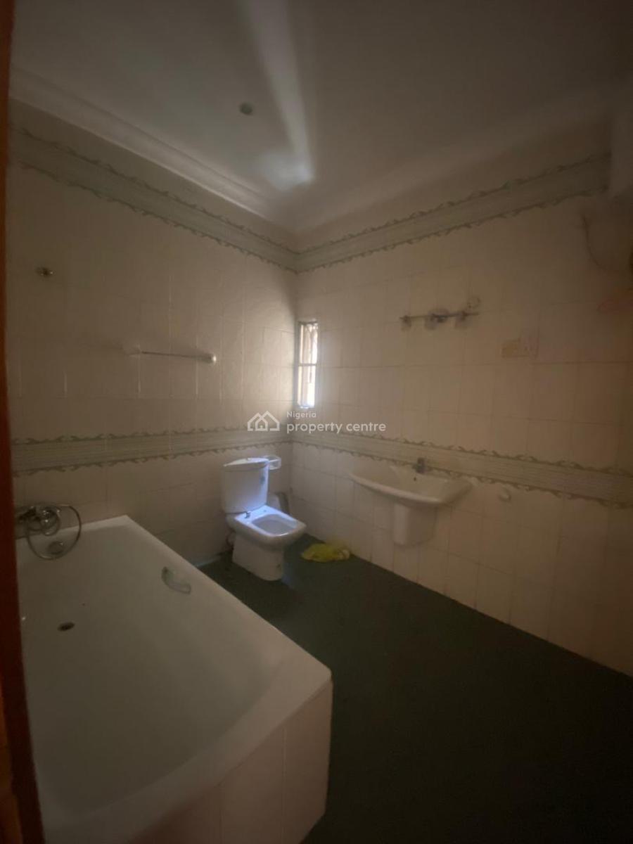 Spacious 4 Bedroom Terrace Duplex, Lekki Phase 1, Lekki, Lagos, Terraced Duplex for Rent
