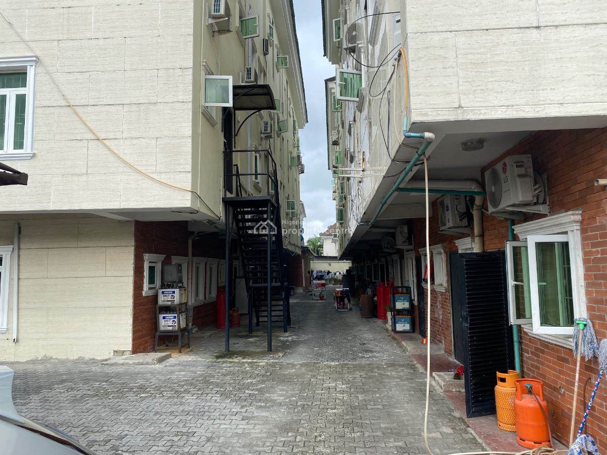 4 Bedroom Townhouse in a Secure Estate in Ikoyi, Ace Road, Off Banana Island Road, Ikoyi, Lagos, Semi-detached Duplex for Sale