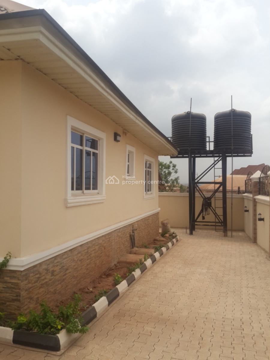 3-bedrooms Semi-detached Bungalow, Bricks, Independence Layout, Enugu, Enugu, Semi-detached Bungalow for Sale