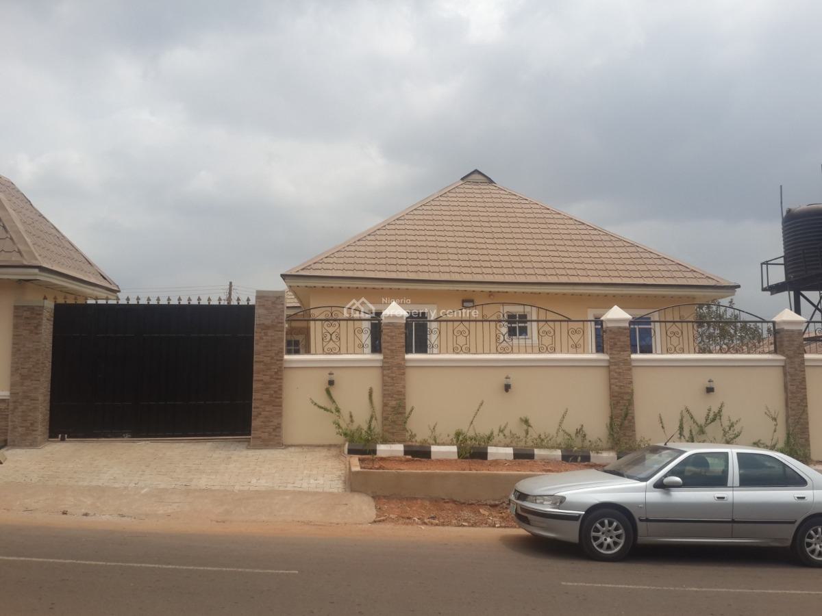3-bedrooms Semi-detached Bungalow, Bricks, Independence Layout, Enugu, Enugu, Semi-detached Bungalow for Sale
