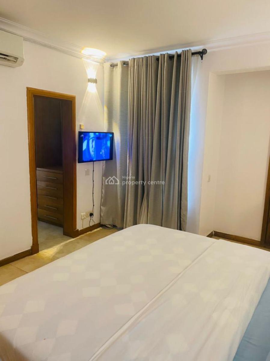 Spacious Three (3)bedroom Flat with One-room Boys, Close to Ikoyi Club, Ikoyi, Lagos, Flat / Apartment for Rent