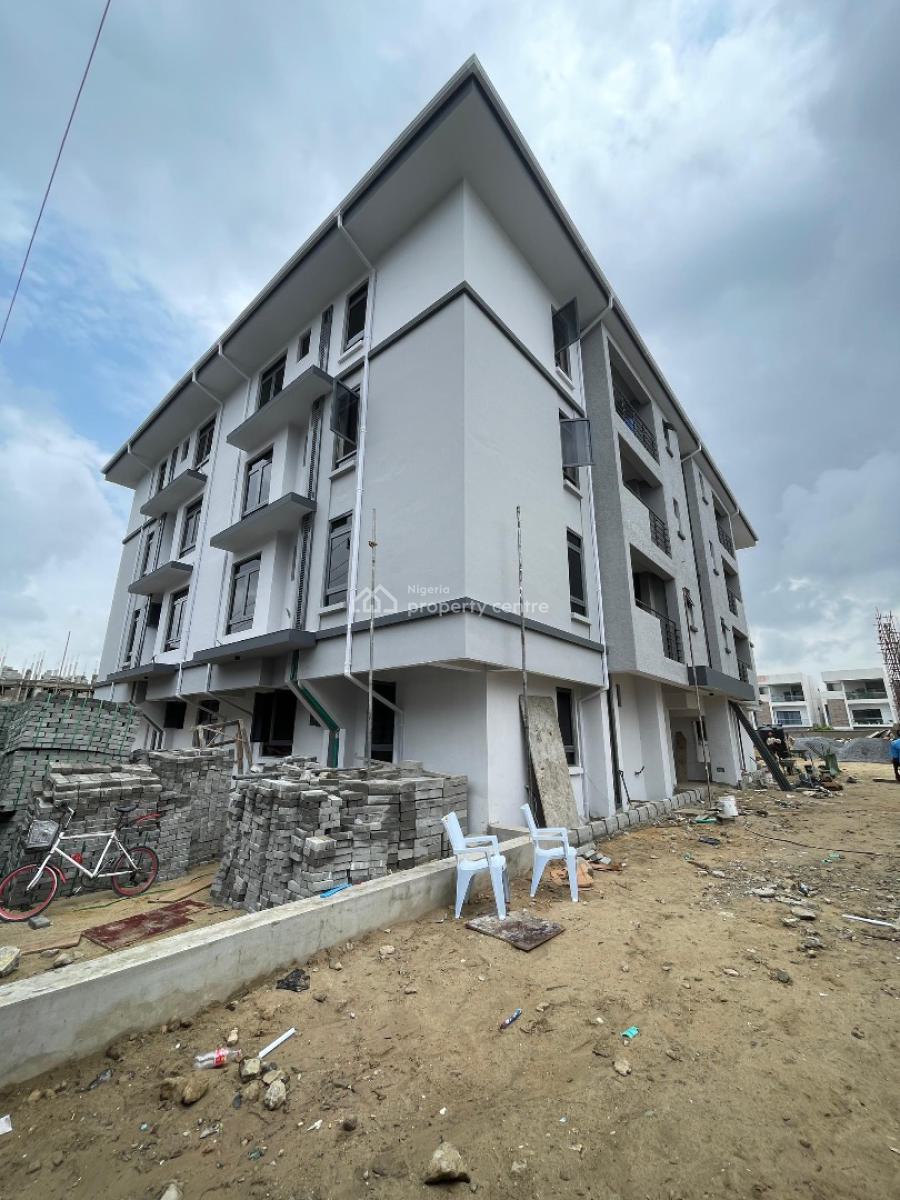 Excellent 2 Bedroom Apartment Located in a Secured Environment, Osapa, Lekki, Lagos, Flat / Apartment for Sale