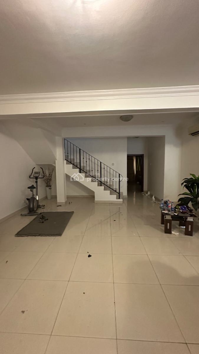 4 Bedroom Duplex, Bourdillon Court Estate, Chevron Drive, Osapa, Lekki, Lagos, Semi-detached Duplex for Rent