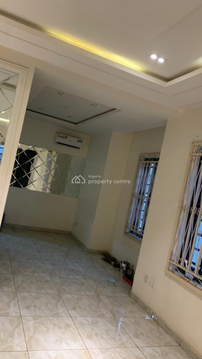 4 Bedroom Terrace with a Room Bq, Lekki Phase 1, Lekki, Lagos, Terraced Duplex for Rent