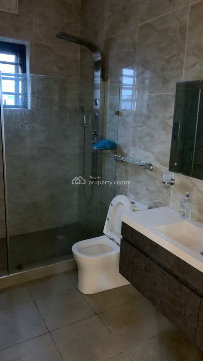 4 Bedroom Terrace with a Room Bq, Lekki Phase 1, Lekki, Lagos, Terraced Duplex for Rent