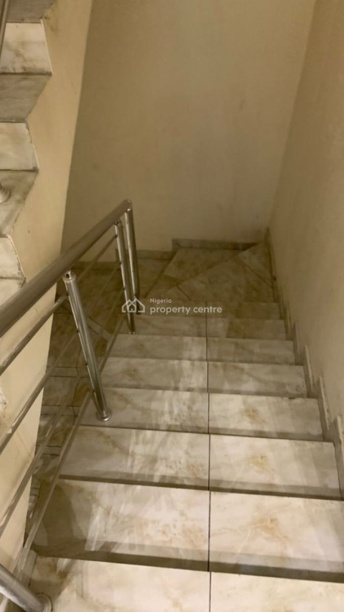 4 Bedroom Terrace with a Room Bq, Lekki Phase 1, Lekki, Lagos, Terraced Duplex for Rent