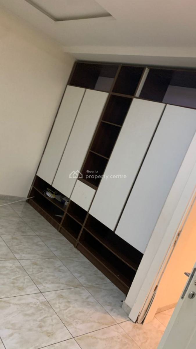 4 Bedroom Terrace with a Room Bq, Lekki Phase 1, Lekki, Lagos, Terraced Duplex for Rent