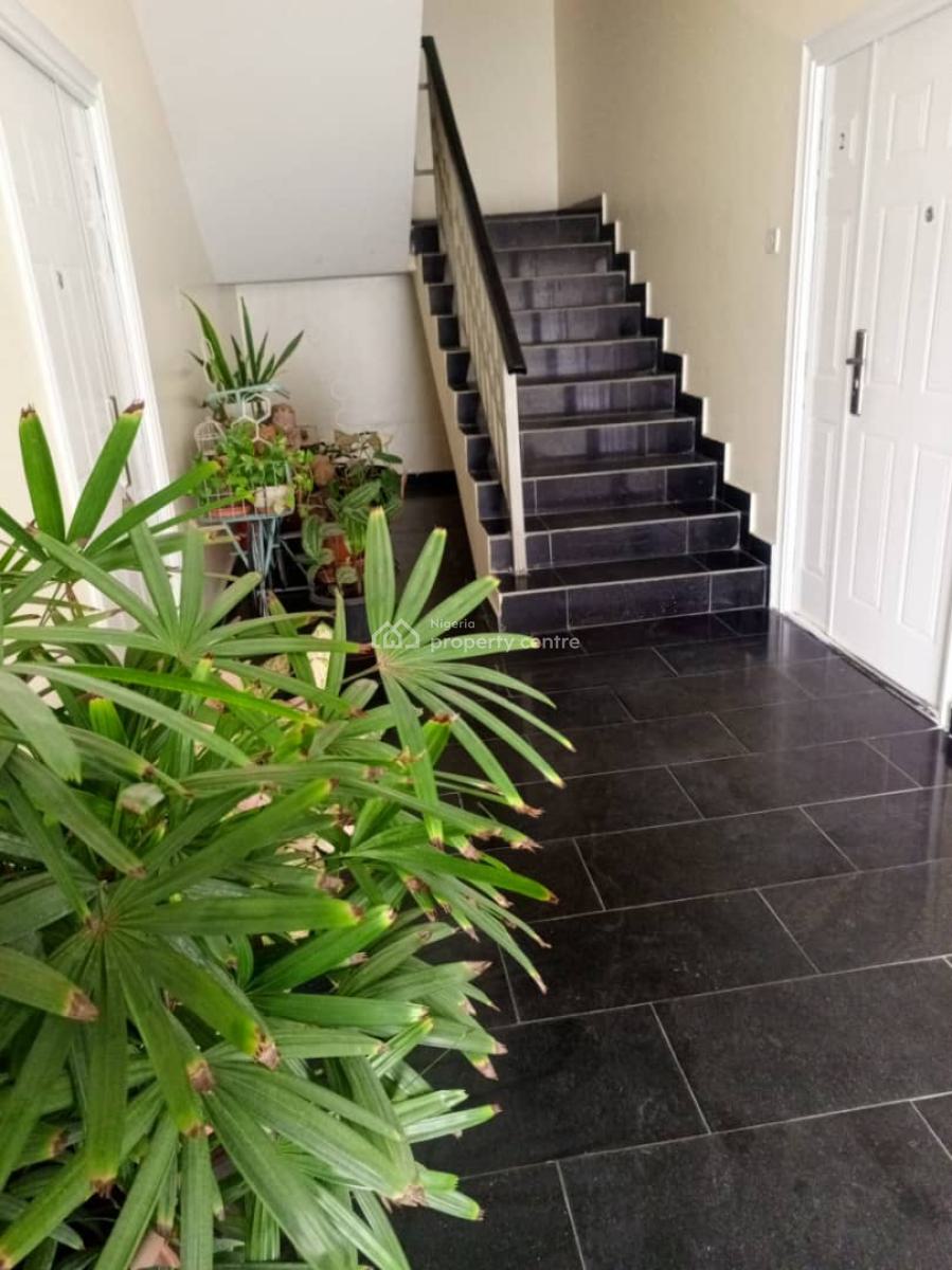 3 Bedroom Apartment with a Room Bq, Lekki Phase 1, Lekki, Lagos, Terraced Bungalow for Rent