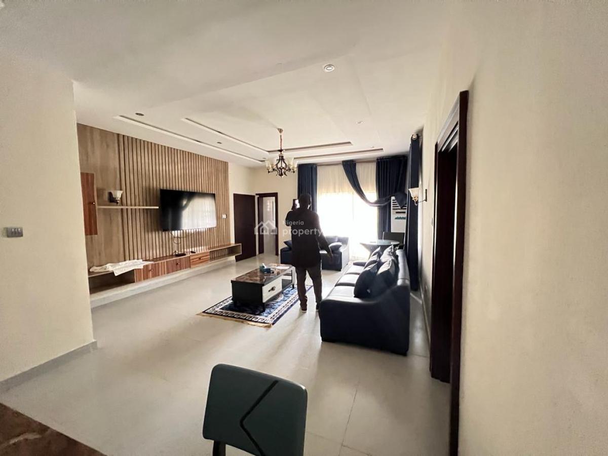 Excellent Spacious 2 Bedroom Furnished Apartment, Guzape District, Abuja, Flat / Apartment for Rent