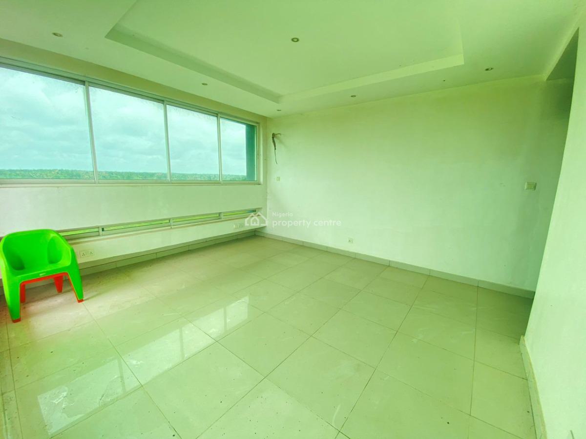 Massive 3bedrooms Flat, Grenadine Estate Off Monastery Road Sangotedo, Sangotedo, Ajah, Lagos, Flat / Apartment for Rent