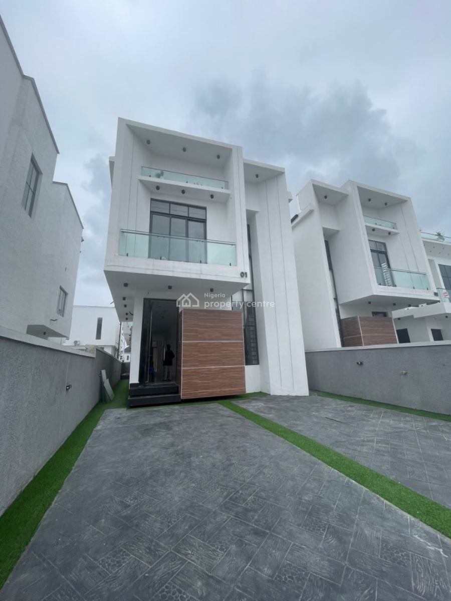 Enormous 5 Bedroom Fully Detached Duplex with a Bq and a Pool, Chevron, Lekki, Lagos, House for Sale