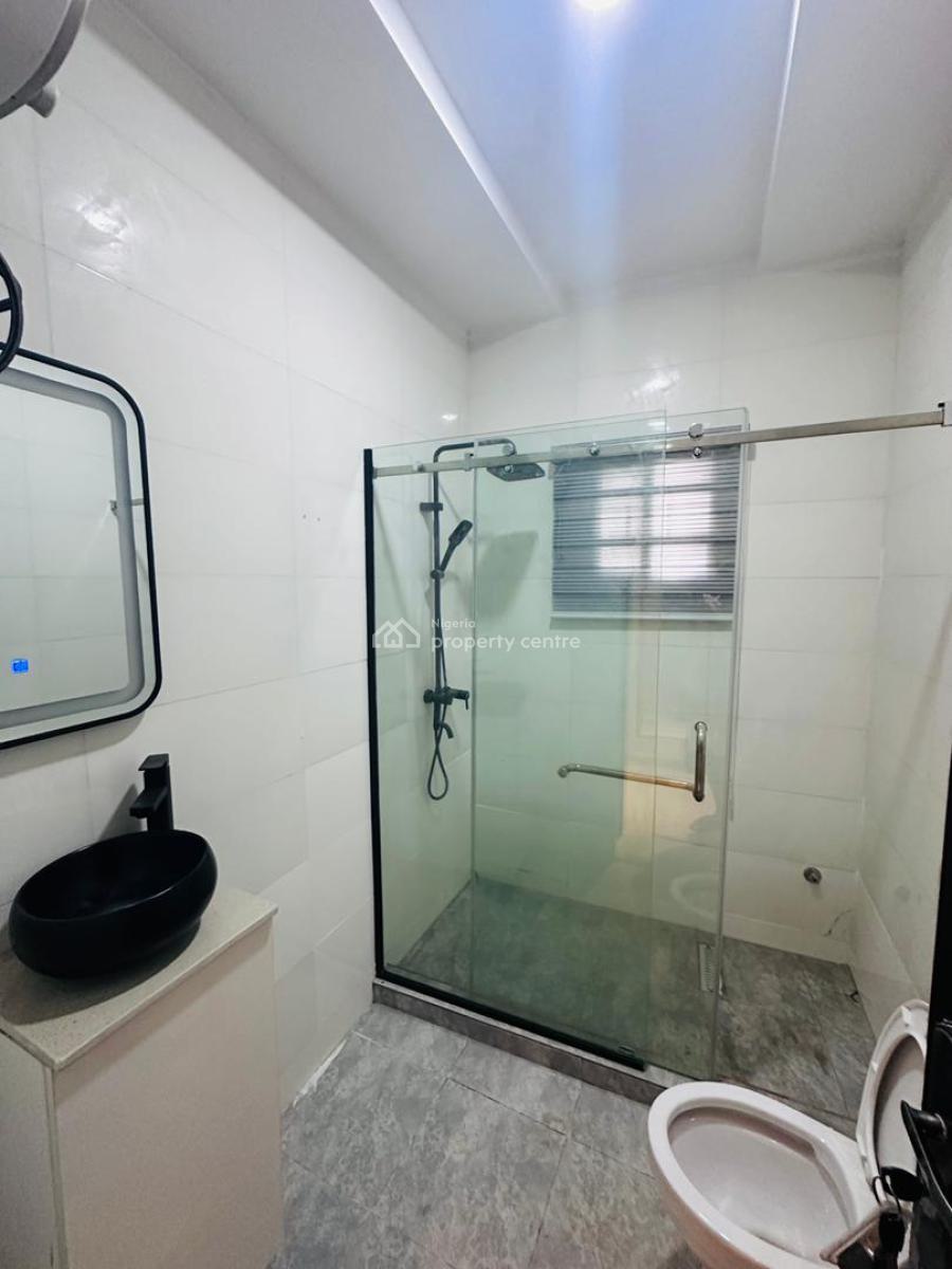 Furnished 2 Bedroom Apartment, Gilmor Area, Jahi, Abuja, Flat / Apartment for Sale
