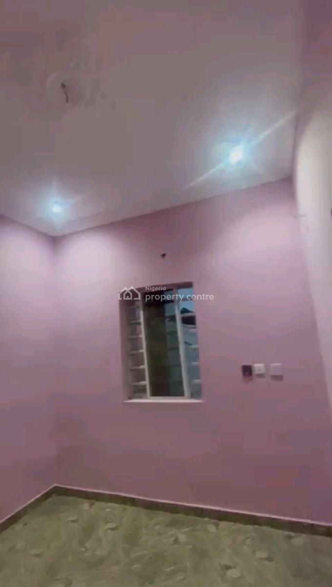 a Very Lovely and Decent Miniflat, Upstairs with 1toilet and Bath, Akoka, Yaba, Lagos, Mini Flat (room and Parlour) for Rent