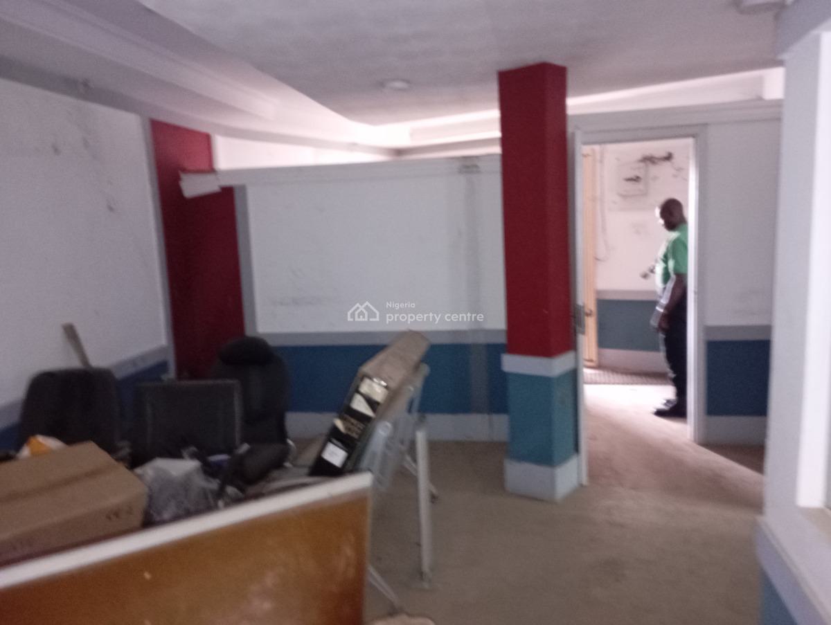 Corporate Office Space Measuring 70sqm, Ademola Adetokumbo Crescent, Wuse 2, Abuja, Office Space for Rent