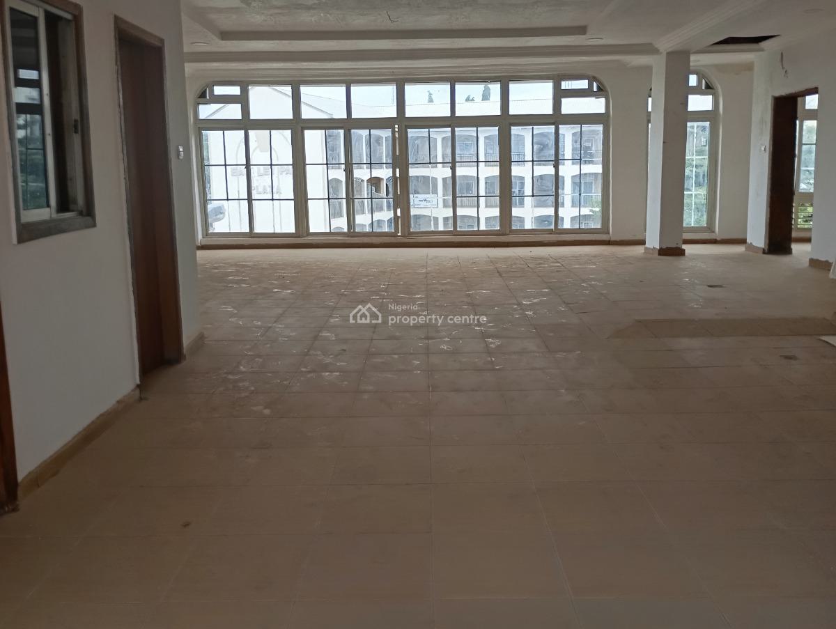 Office Space Measuring 140sqm, Aminu Kano Crescent, Wuse 2, Abuja, Plaza / Complex / Mall for Rent