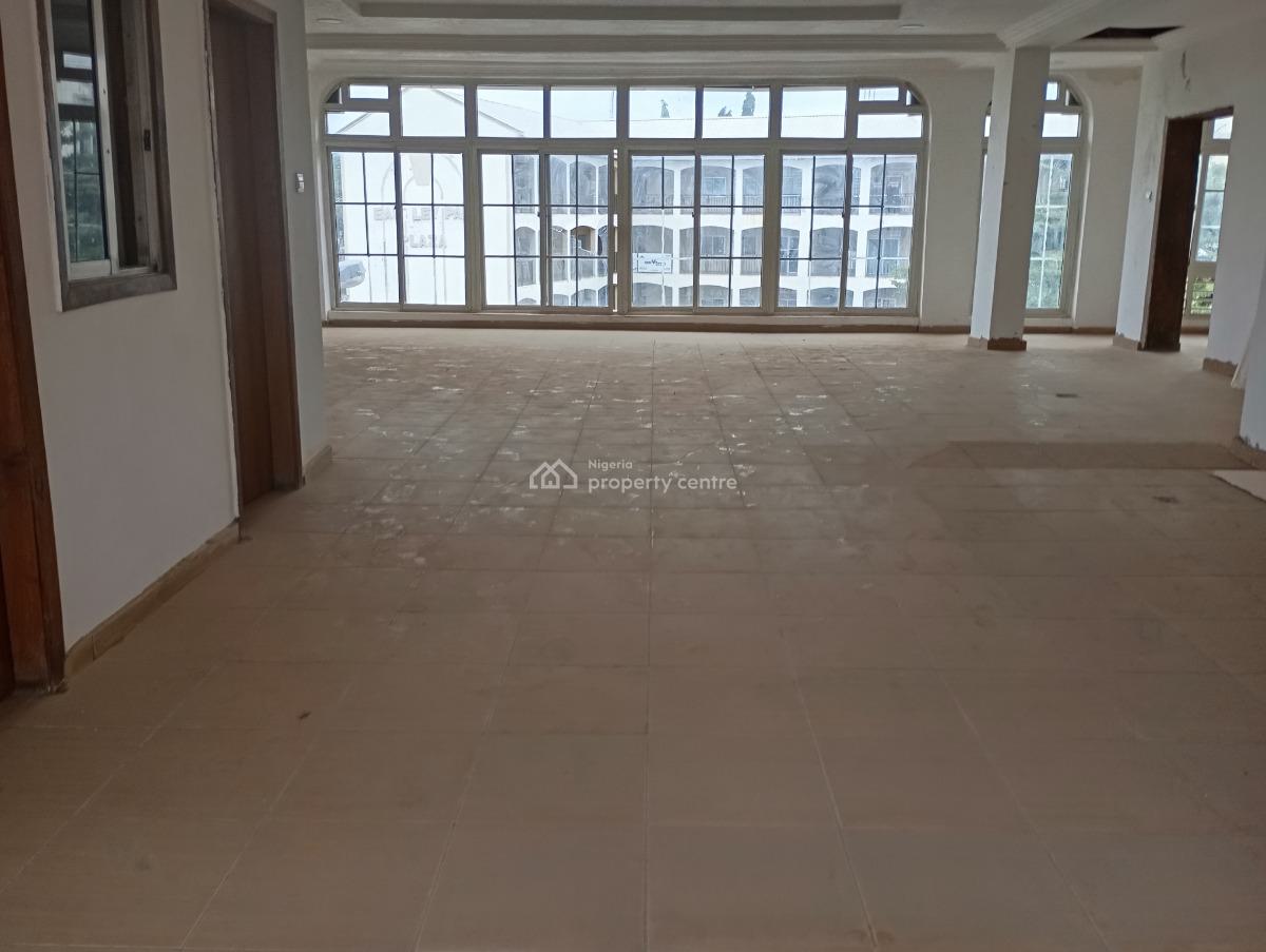 Office Space Measuring 140sqm, Aminu Kano Crescent, Wuse 2, Abuja, Plaza / Complex / Mall for Rent