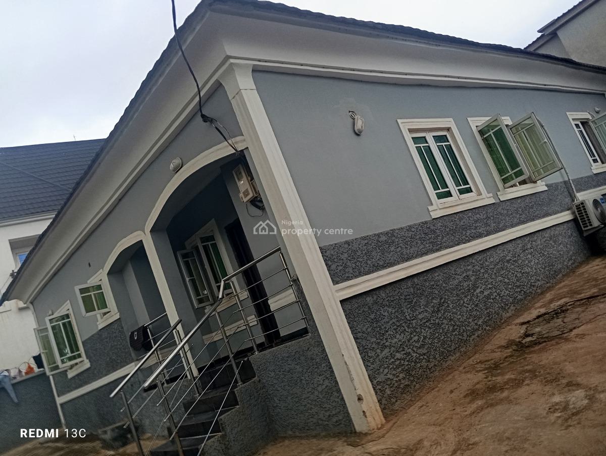 Distress Cute Stylish 2bedroom Bungalow with 2 Sefcon Bq, Yellow Gate Estate Axis of Dawaki Estate., Dawaki, Gwarinpa, Abuja, Detached Bungalow for Sale