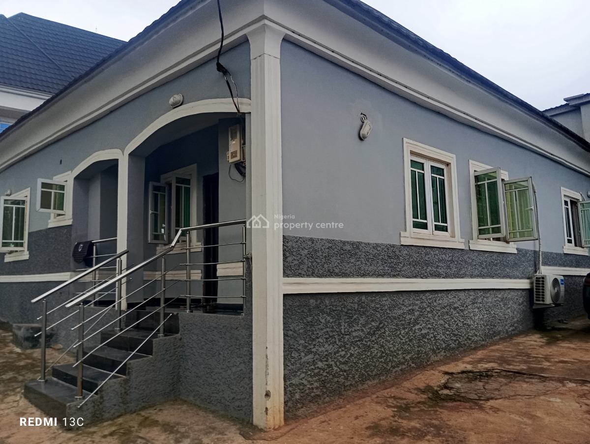Distress Cute Stylish 2bedroom Bungalow with 2 Sefcon Bq, Yellow Gate Estate Axis of Dawaki Estate., Dawaki, Gwarinpa, Abuja, Detached Bungalow for Sale