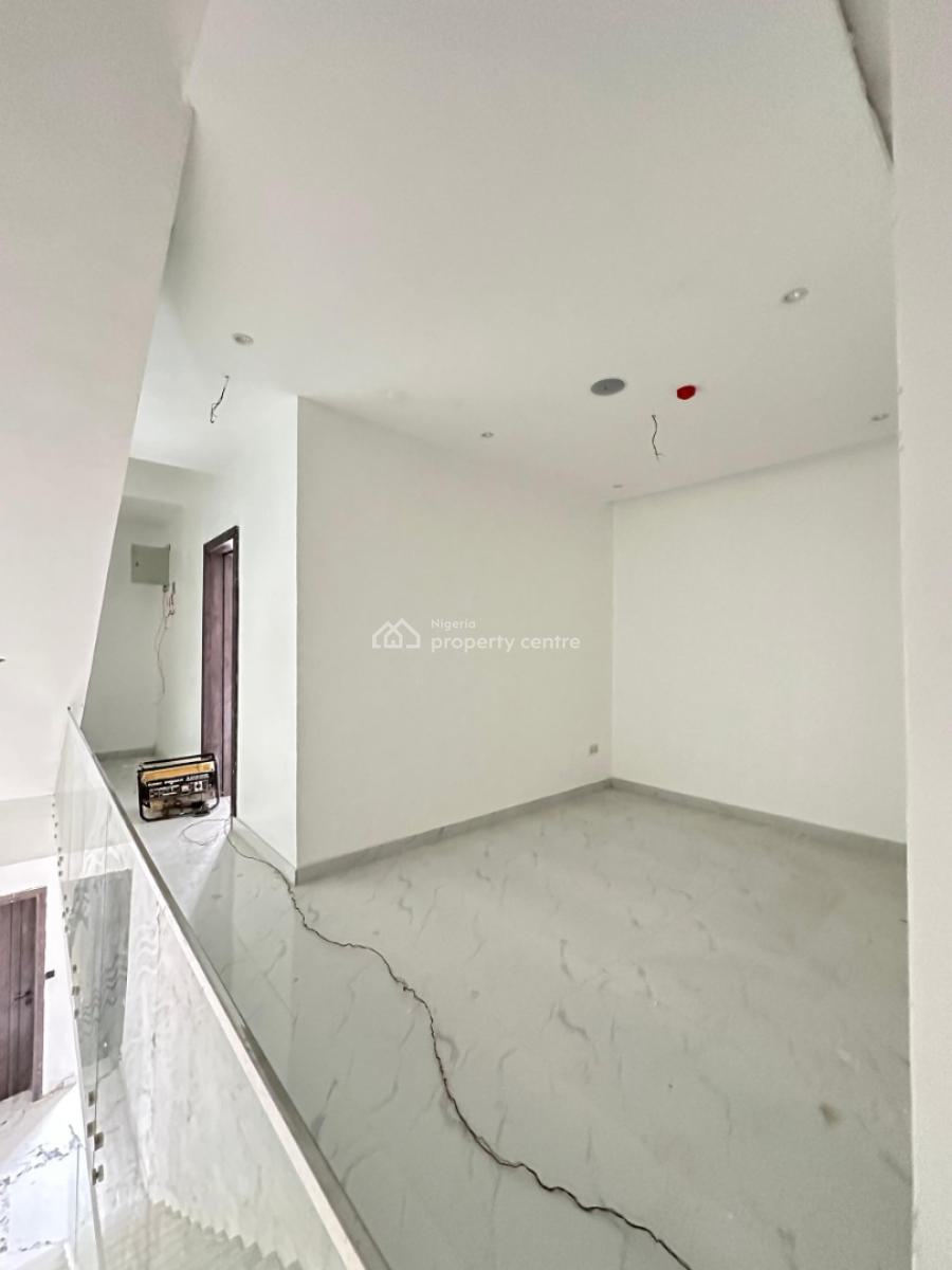 4 Bed Terrace Duplex with Bq , Communal Pool and Gym, Main Lekki Phase 1, Lekki Phase 1, Lekki, Lagos, Terraced Duplex for Sale