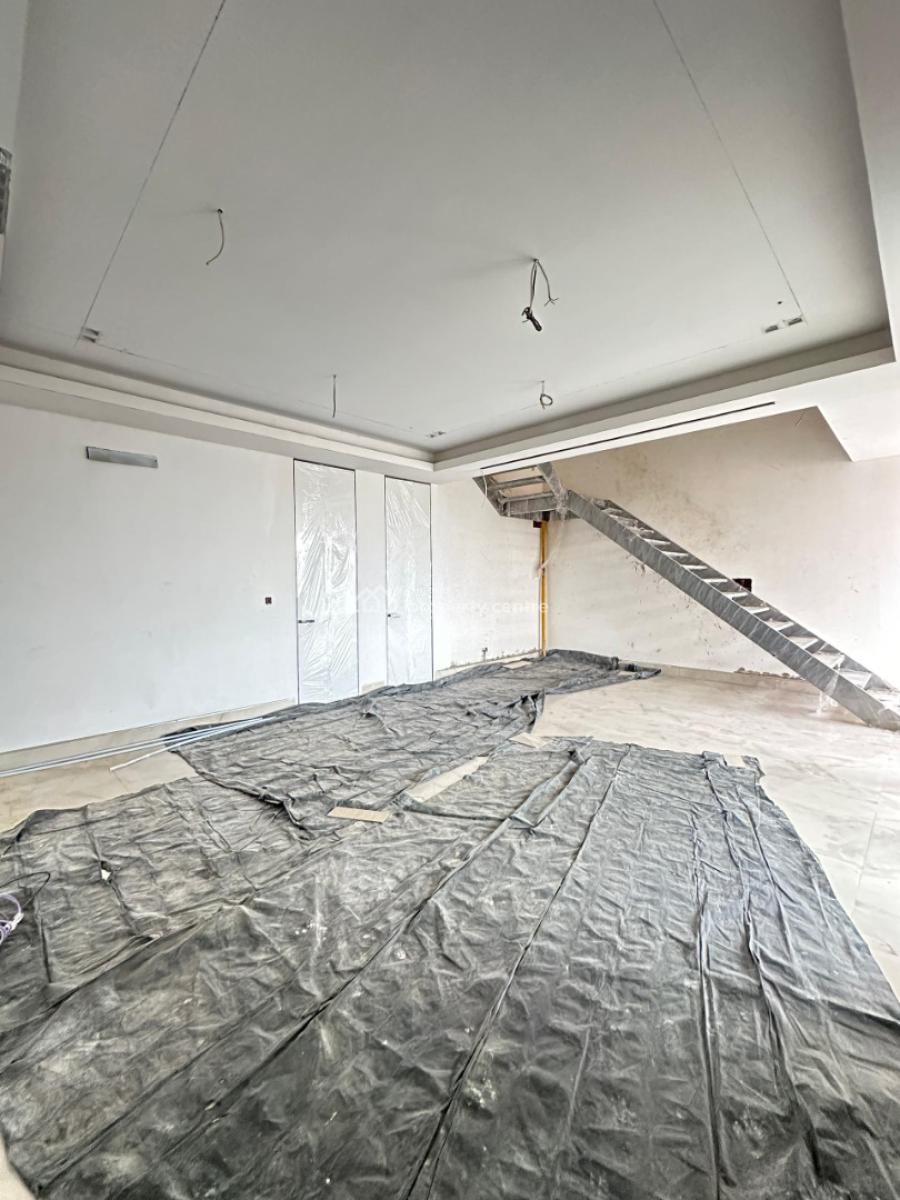Luxurious 4 Bedroom Maisonnette with Elevator,pool,gym and Bq, Lekki Phase 1, Lekki Phase 1, Lekki, Lagos, Detached Duplex for Sale