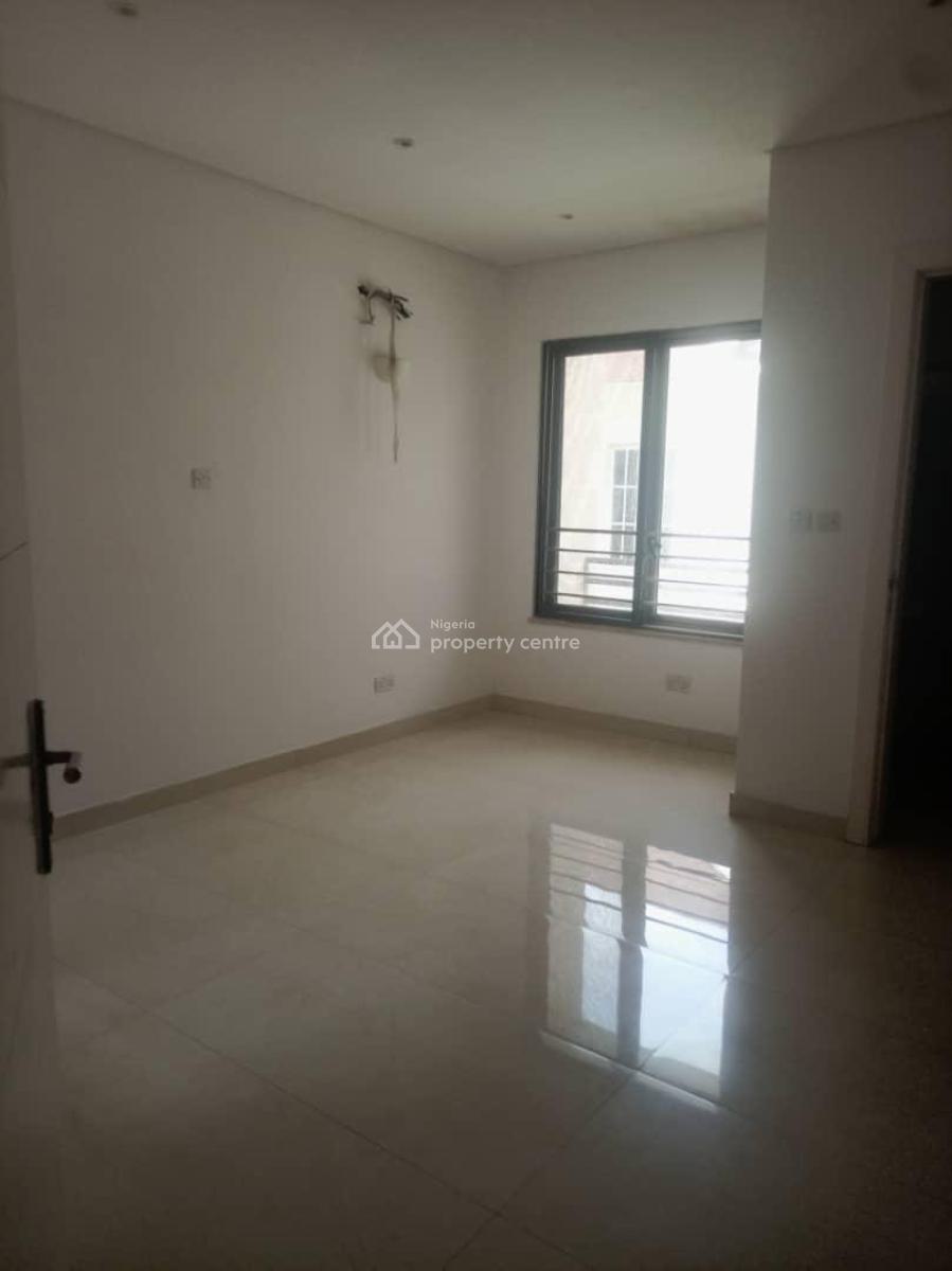 4 Bedroom Fully Detached Duplex with Massive Rooms and 2 Bedroom Bq, Pinnock Beach Estate, Lekki, Lagos, Detached Duplex for Rent