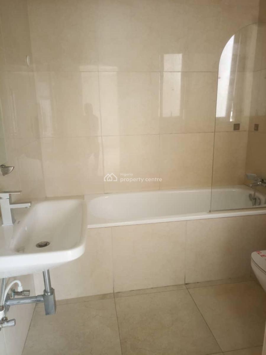 4 Bedroom Fully Detached Duplex with Massive Rooms and 2 Bedroom Bq, Pinnock Beach Estate, Lekki, Lagos, Detached Duplex for Rent