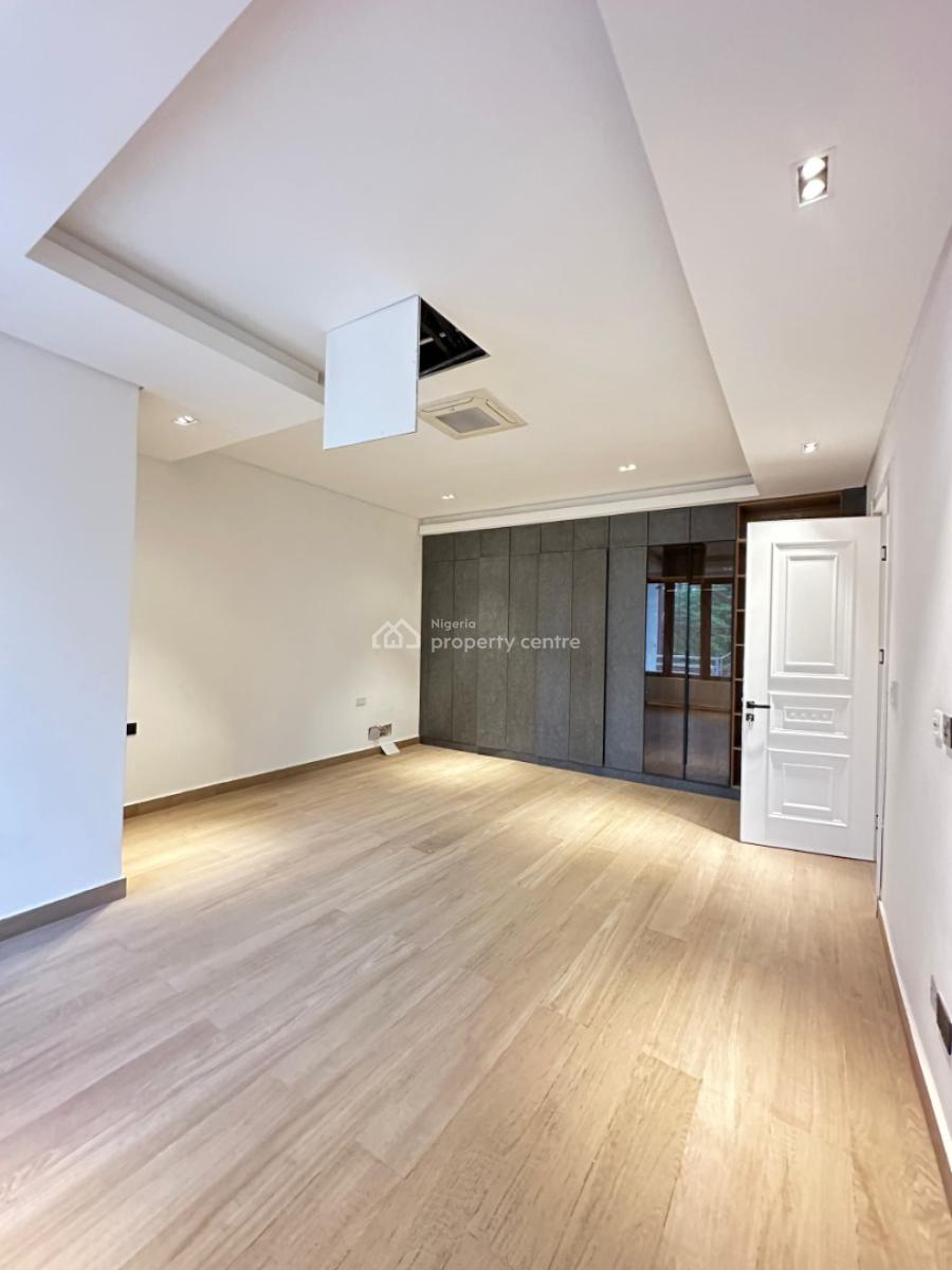Magnificent 4 Bed Apartment with Swimming Pool and Gym, Banana Island, Banana Island, Ikoyi, Lagos, Block of Flats for Sale