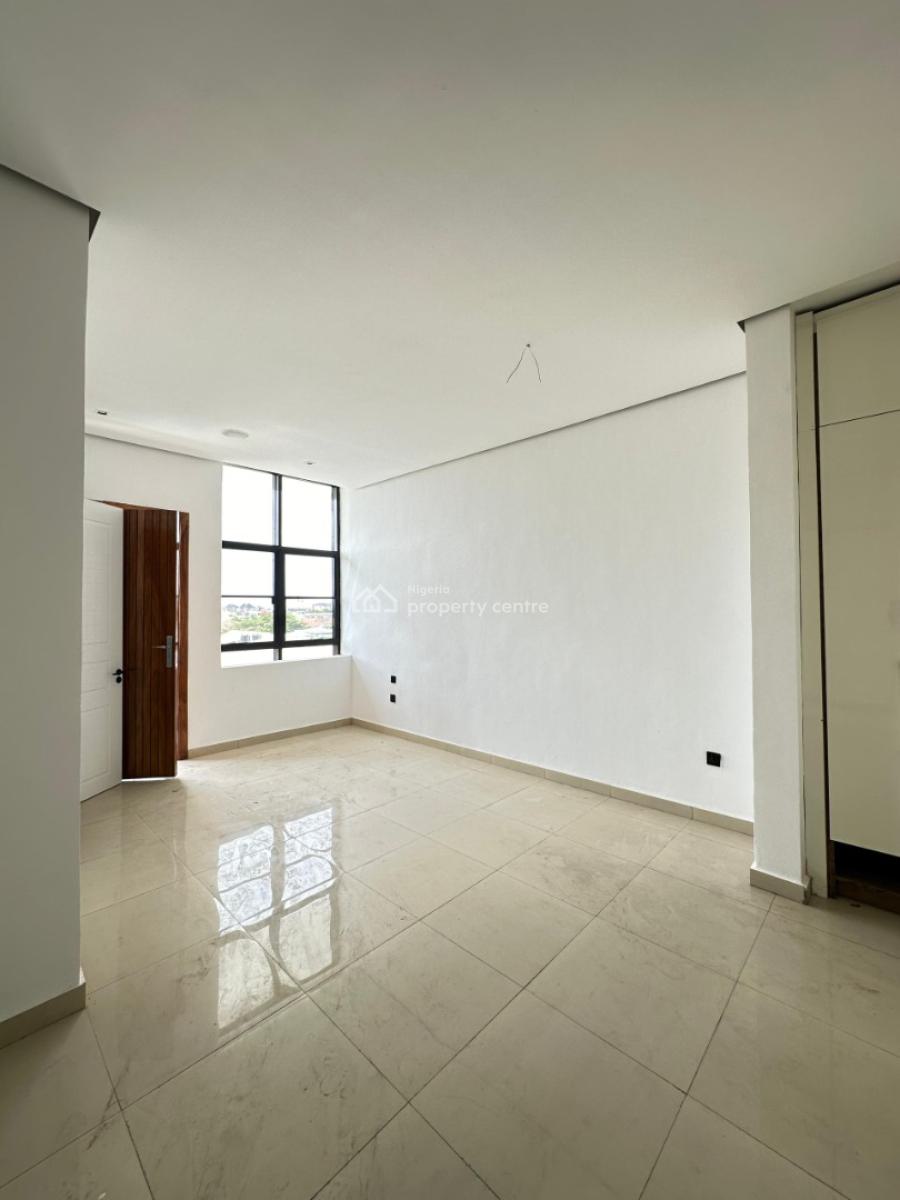 Luxurious 3 Bedroom Apartment with an Elevator, Lekki Phase 1, Lekki Phase 1, Lekki, Lagos, House for Sale