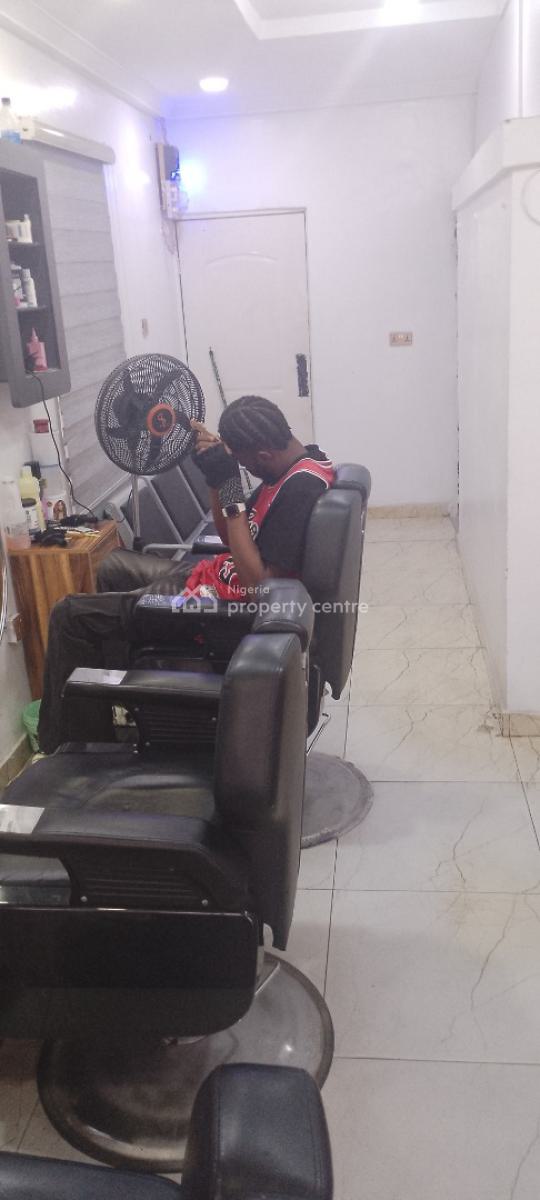 Saloon, Off Blenco Sangotedo, Sangotedo, Ajah, Lagos, Office Space for Sale