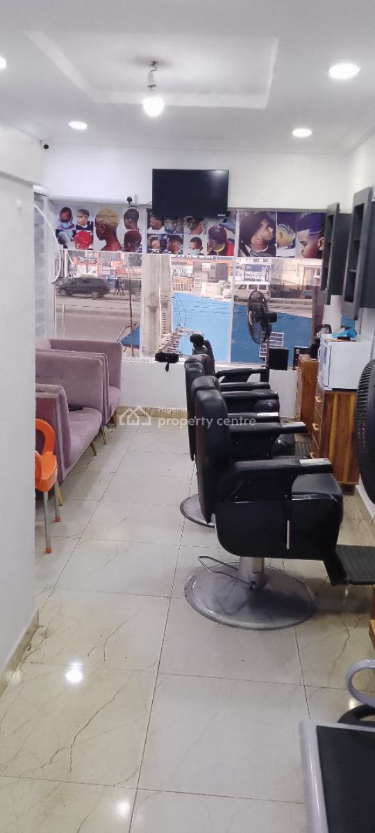 Saloon, Off Blenco Sangotedo, Sangotedo, Ajah, Lagos, Office Space for Sale