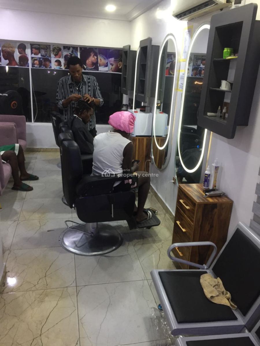 Saloon, Off Blenco Sangotedo, Sangotedo, Ajah, Lagos, Office Space for Sale