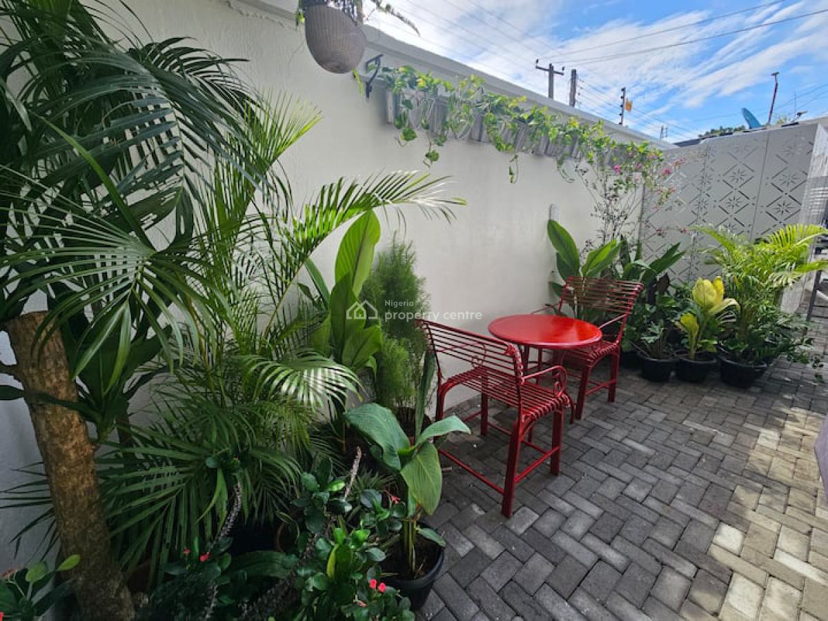 Fully Furnished 2 Bedroom Apartment, Lekki Right, Lekki, Lagos, Flat / Apartment for Rent