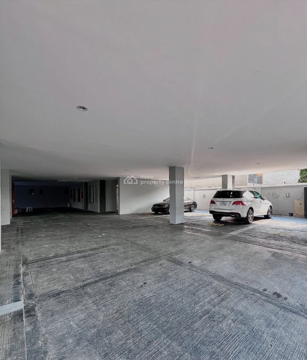Fully Serviced 3 Bedroom Apartments with Elevator, Swimming Pool, Gym, Lekki Phase 1, Lekki, Lagos, Flat / Apartment for Sale