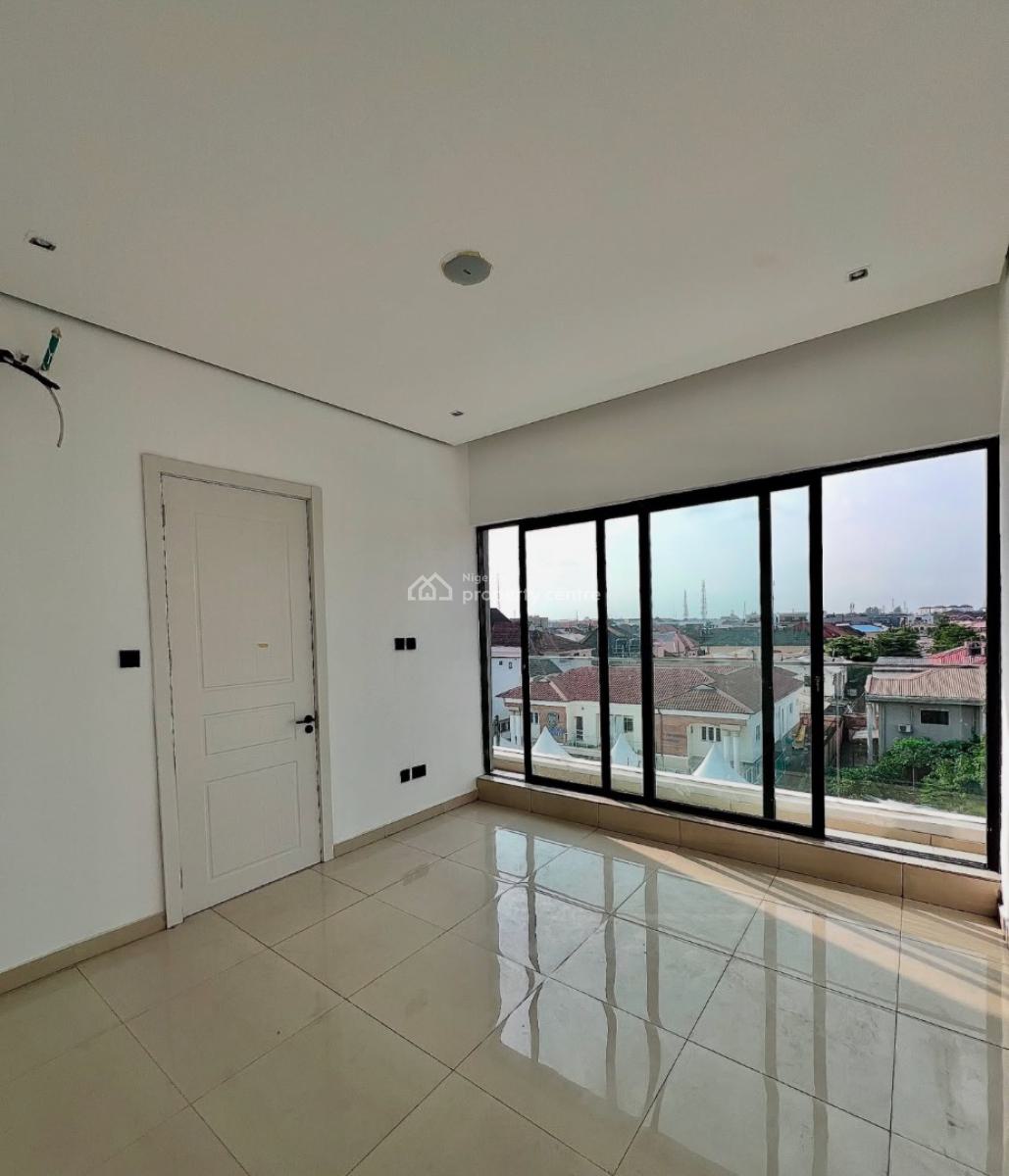 Fully Serviced 3 Bedroom Apartments with Elevator, Swimming Pool, Gym, Lekki Phase 1, Lekki, Lagos, Flat / Apartment for Sale