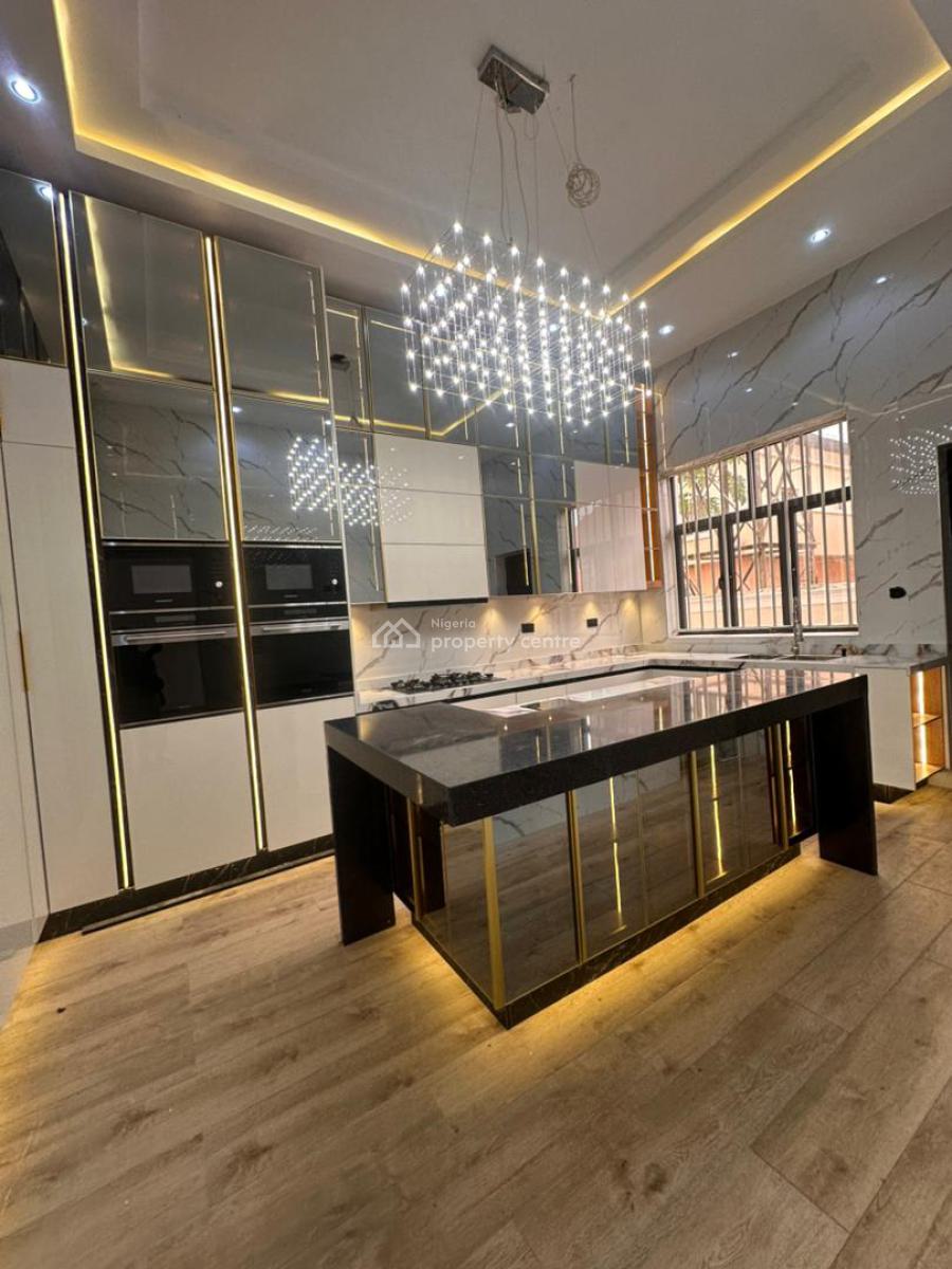 7 Bedroom Fully Detached Duplex, Lekki Phase 1, Lekki, Lagos, Detached Duplex for Sale