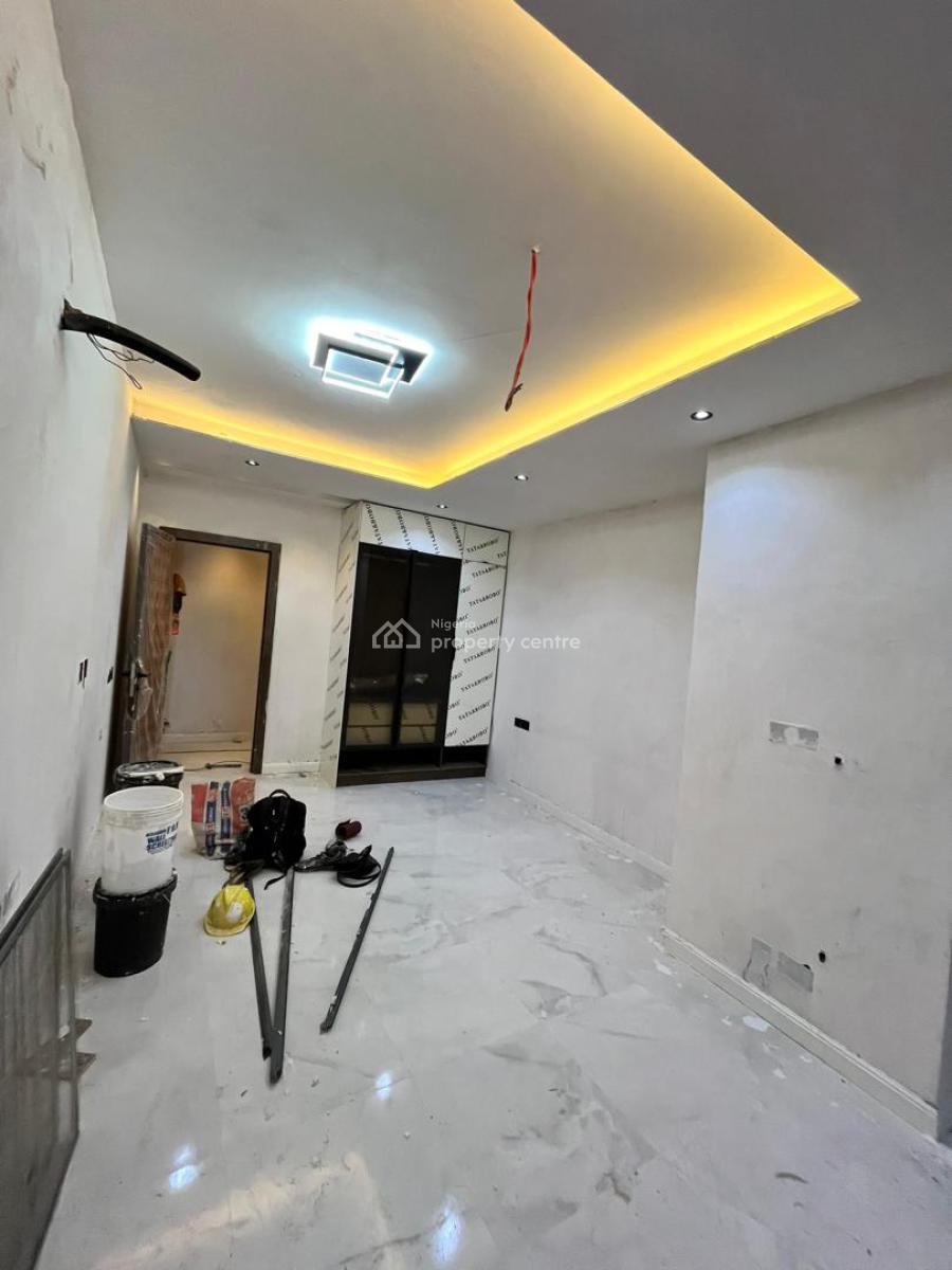 a Well Detailed 2 Bedroom Apartment with Elevator, Banana Island Estate Road, Ikoyi, Lagos, Flat / Apartment for Sale