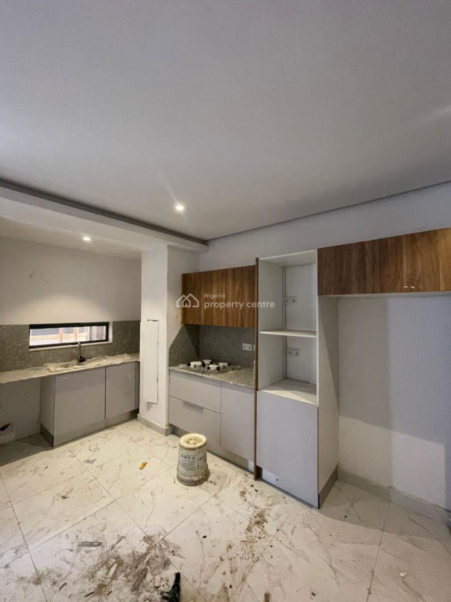 2 Bedroom Maisonnette, Lekki Phase 1, Lekki, Lagos, Flat / Apartment for Rent