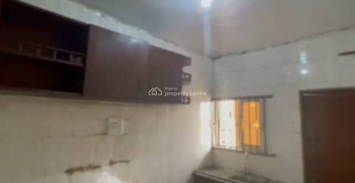 Newly Renovated 3bed Upstairs Flat, Alexander Estate, Oko-oba, Agege, Lagos, Flat / Apartment for Rent