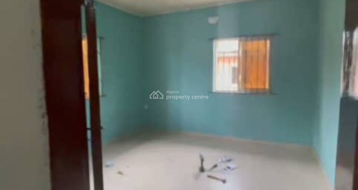 Newly Renovated 3bed Upstairs Flat, Alexander Estate, Oko-oba, Agege, Lagos, Flat / Apartment for Rent
