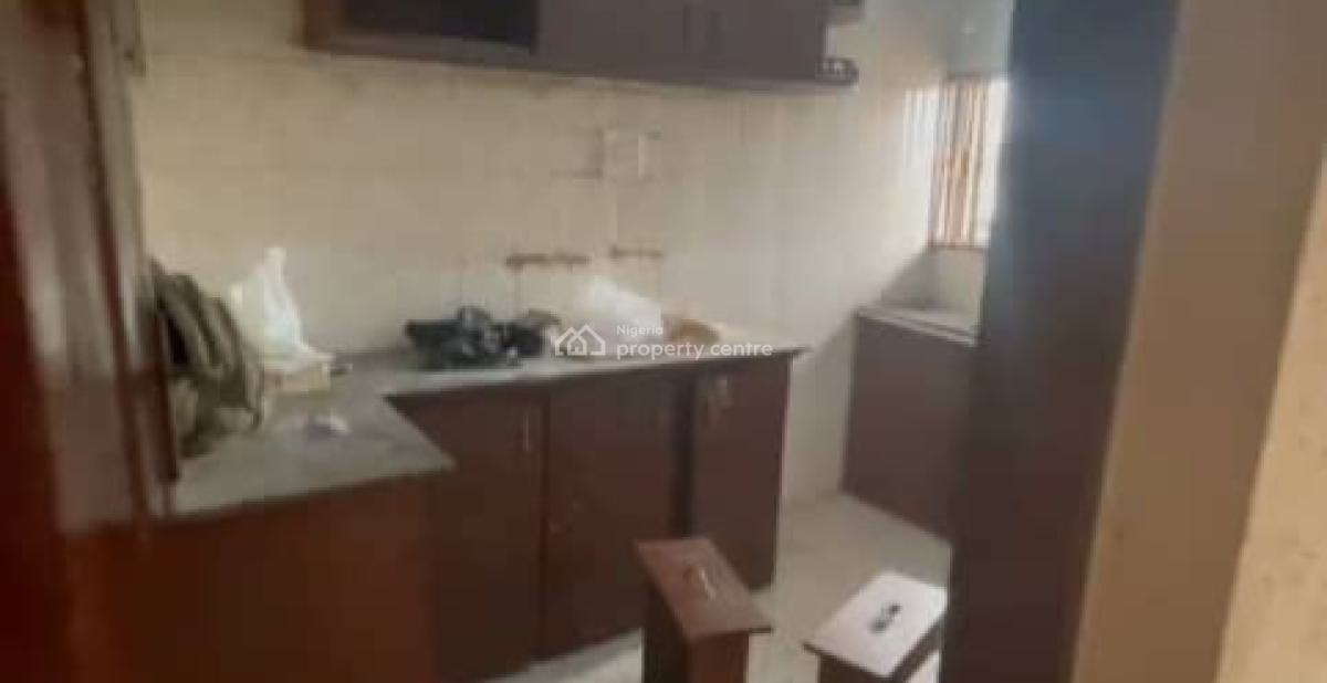 Newly Renovated 3bed Upstairs Flat, Alexander Estate, Oko-oba, Agege, Lagos, Flat / Apartment for Rent