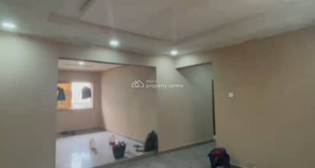Newly Renovated 3bed Upstairs Flat, Alexander Estate, Oko-oba, Agege, Lagos, Flat / Apartment for Rent