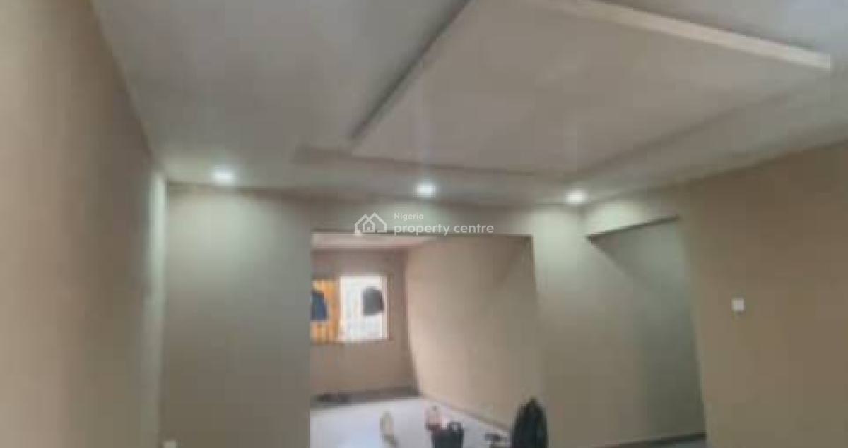 Newly Renovated 3bed Upstairs Flat, Alexander Estate, Oko-oba, Agege, Lagos, Flat / Apartment for Rent