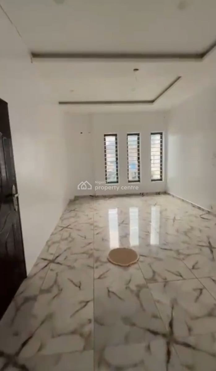 Well Maintained and Spacious One Bedroom Apartment, Lcc Road, Lekki, Lagos, Mini Flat (room and Parlour) for Rent
