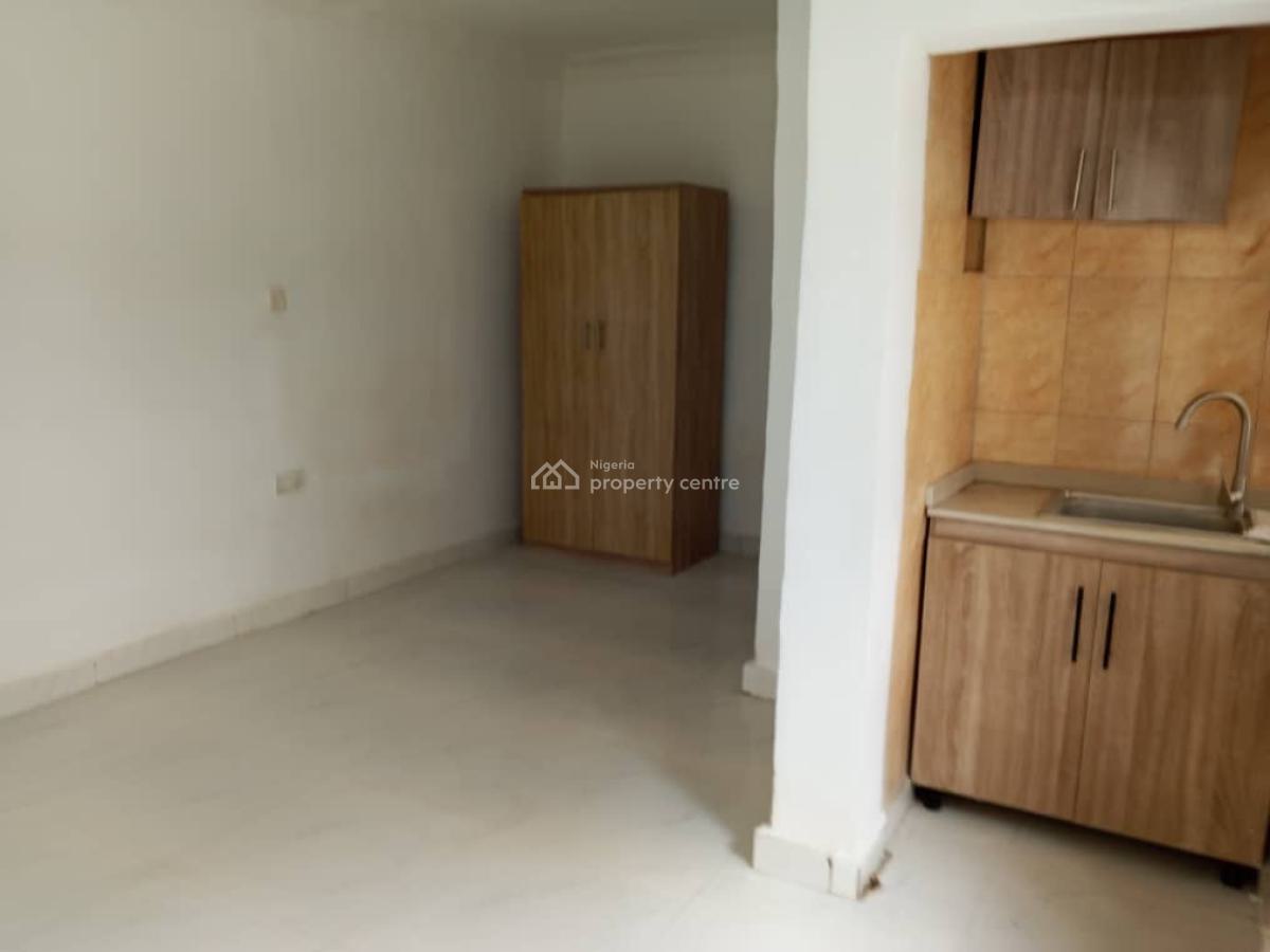 Beautiful Miniflat, Lekki Phase 1, Lekki, Lagos, Flat / Apartment for Rent